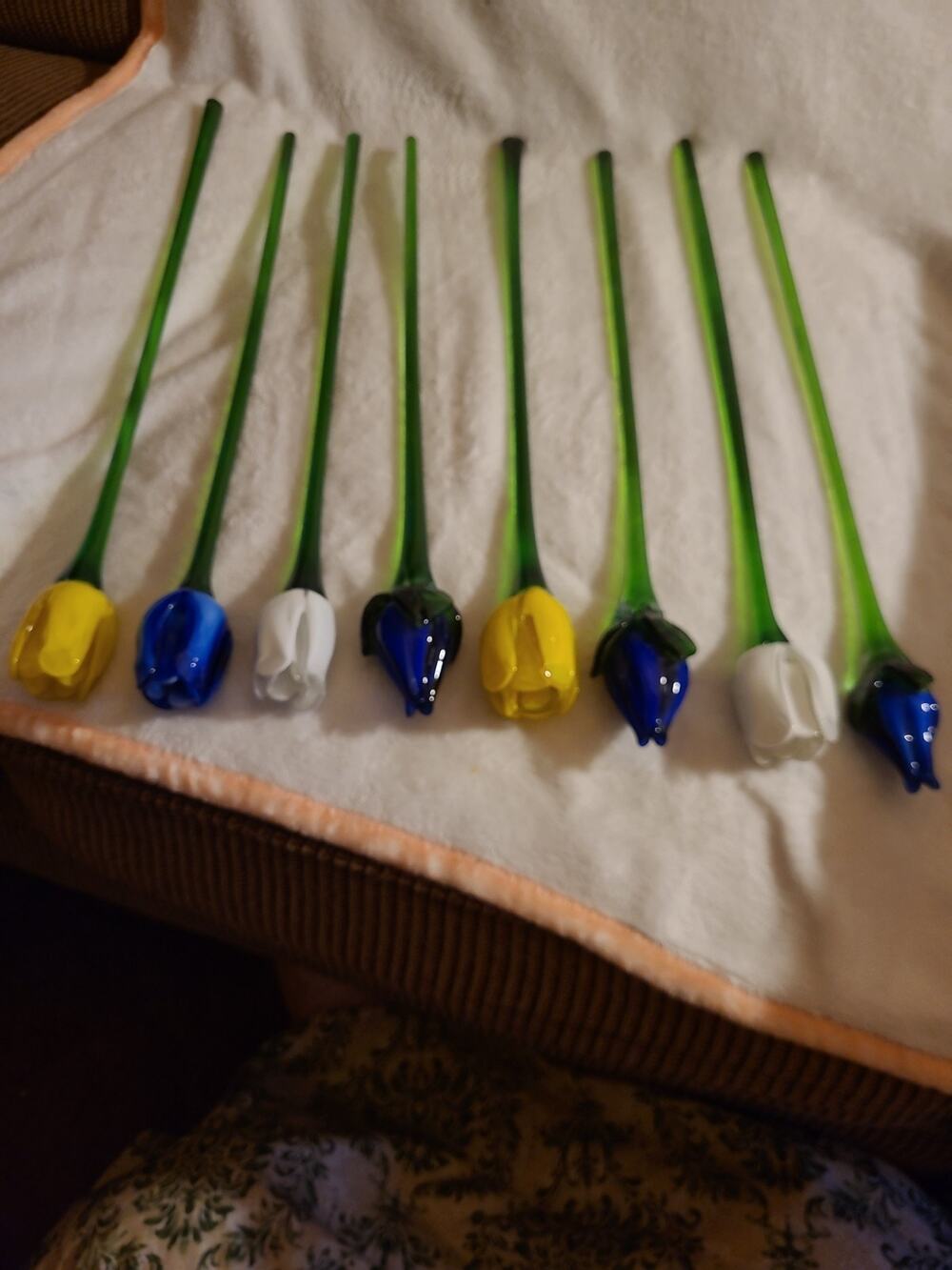 Lot of 8 Vintage Hand Blown Art Glass Flowers Long Stem Tulips Murano Style